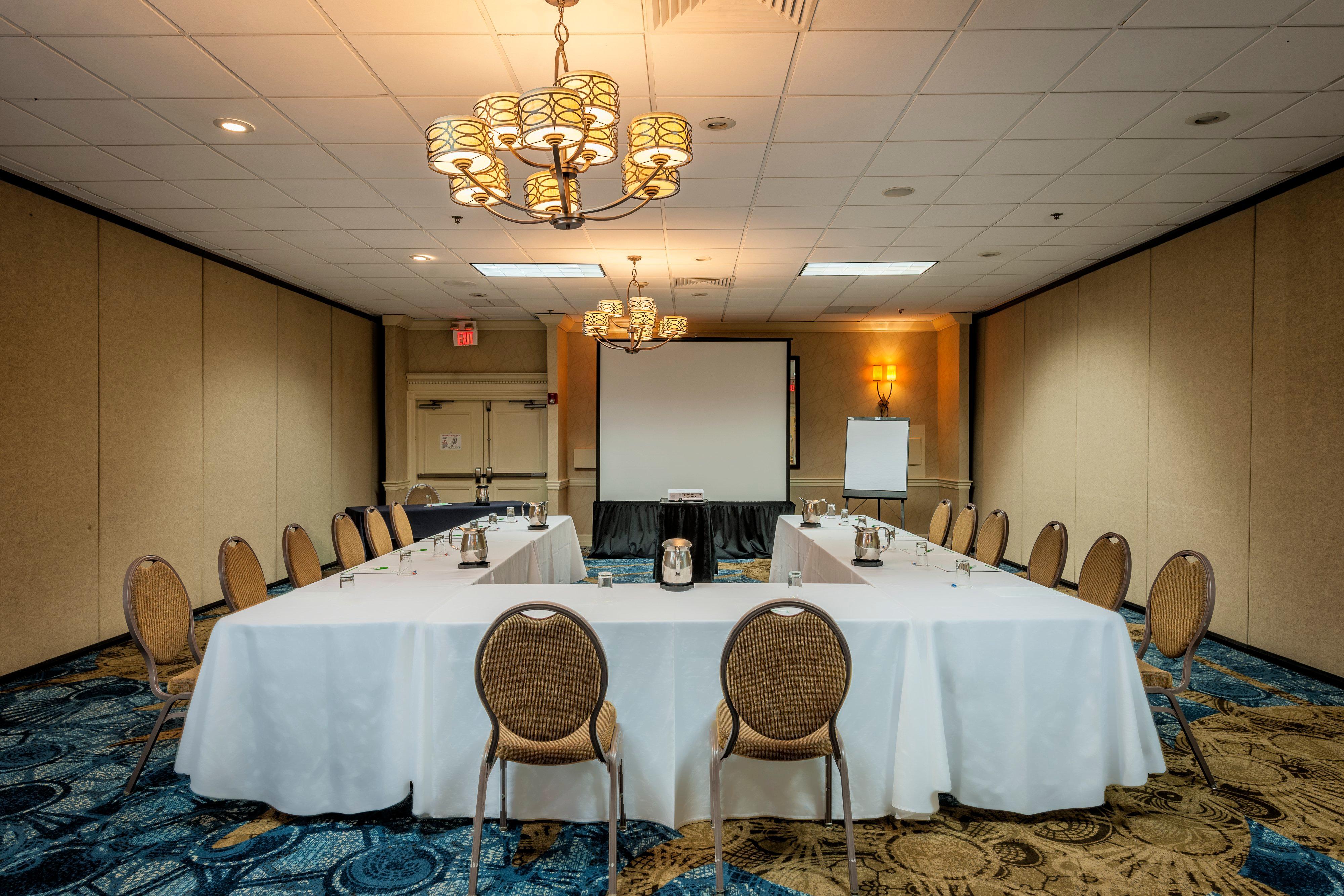 Best Western Plus Strongsville Cleveland Ngoại thất bức ảnh